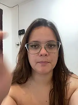 Laryssinha_69 webcam