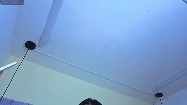 Emma-Burning webcam