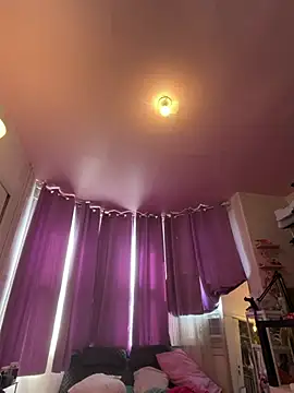 KawaiiKiki_247 live webcam