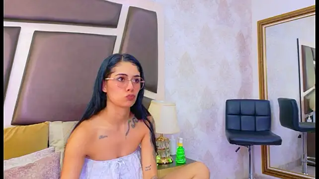 NicoleEsposito webcam