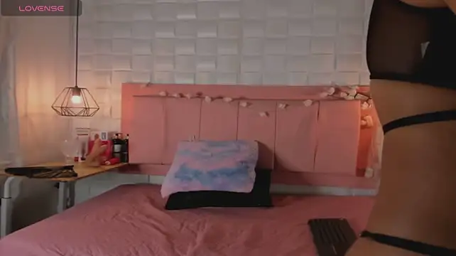 Mia_collins16 webcam