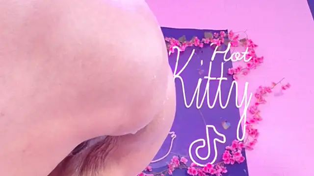 JakelineKitty webcam