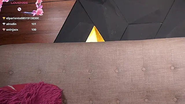 ly_lulu webcam
