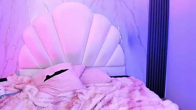 AliiceWonderland_ webcam