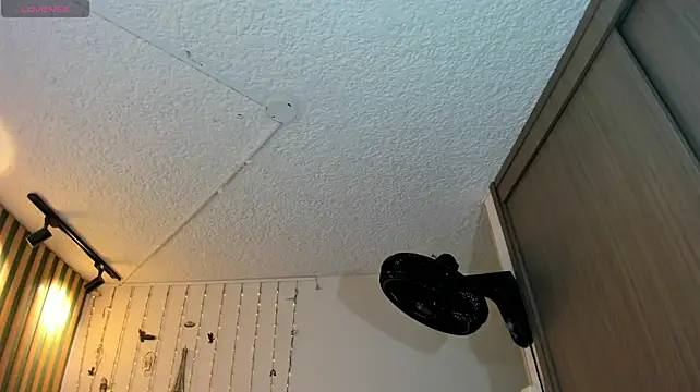 lilith_ayanami webcam