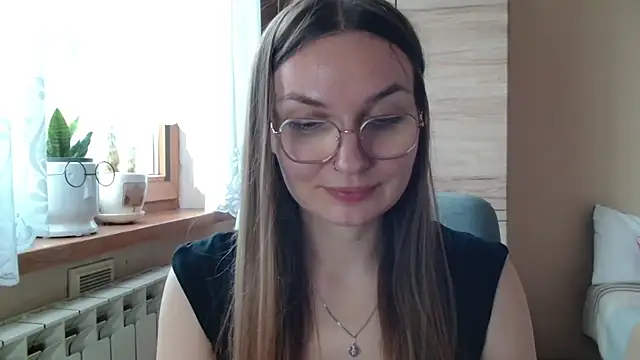 LooveELLYx webcam