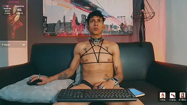 Maximoking26 webcam