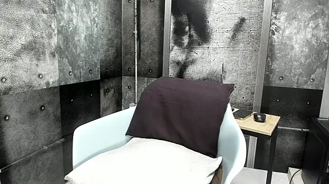 Gury_tattoo webcam