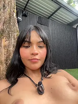 _miapetite webcam
