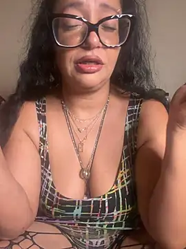 PichyPrettyPussy webcam