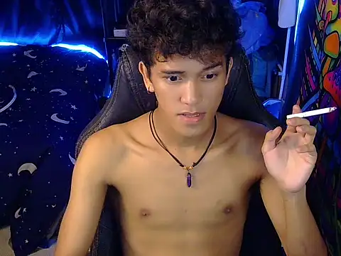 hugekenbigcock webcam