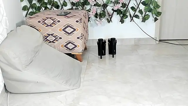 samanthaExsotic webcam