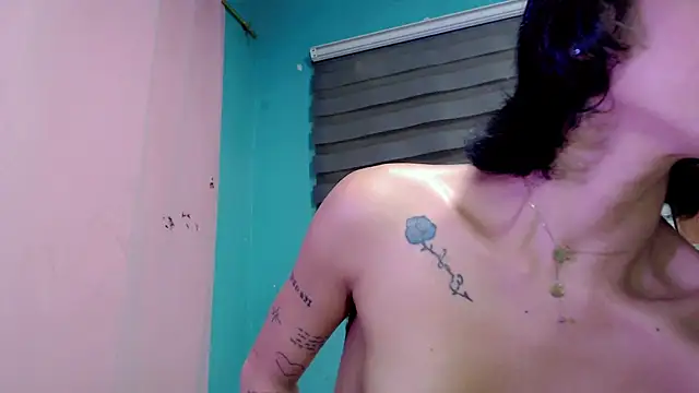 bunnydollstella1 live cam on StripChat