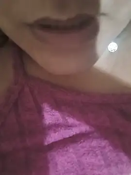 Luna-elle webcam