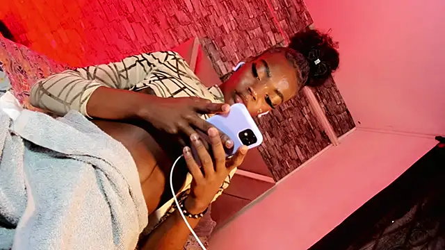 Model: Keily_Tsx1