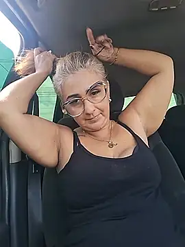 jhennyf_lims (Ask my age) - verdin liberado por 2min
