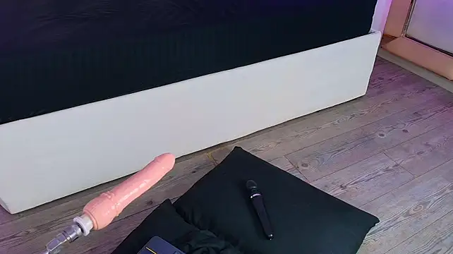 Noa_butterfly_ webcam