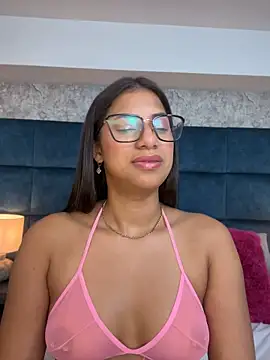 AriaCorlins live cam on StripChat