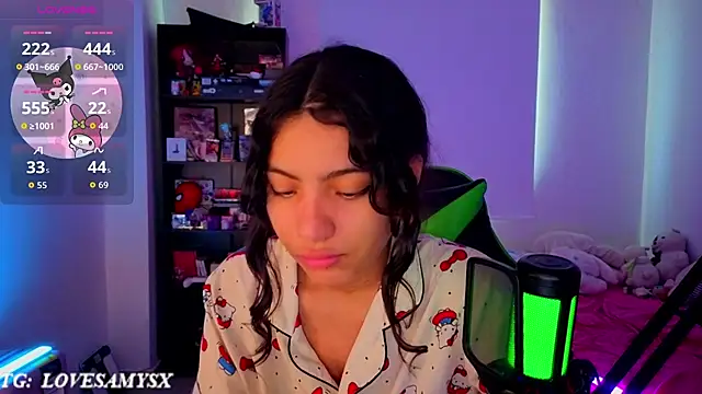 Lovelyamyy webcam