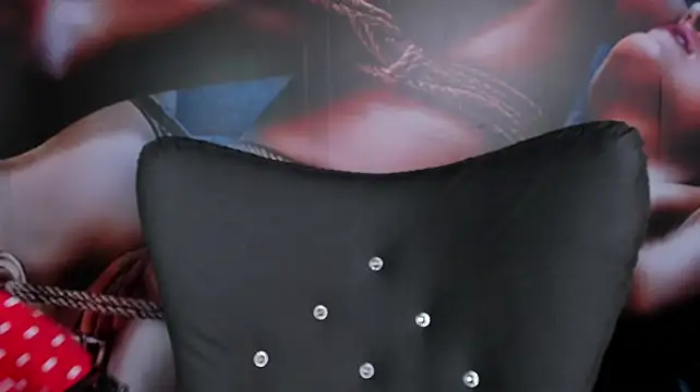 miss_danika webcam