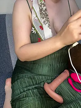 SelinMersn33 webcam