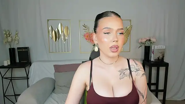 mistress_of_hearts webcam