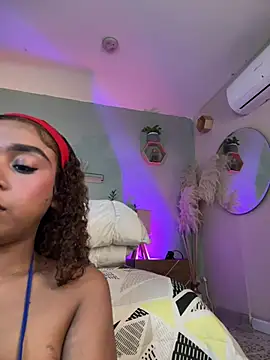 YariRose live webcam