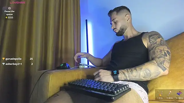 nicholasX1 webcam