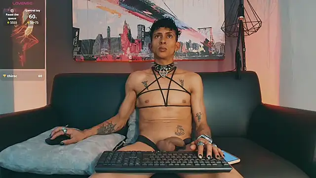 Maximoking26 webcam
