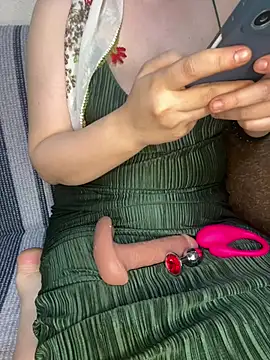 SelinMersn33 webcam