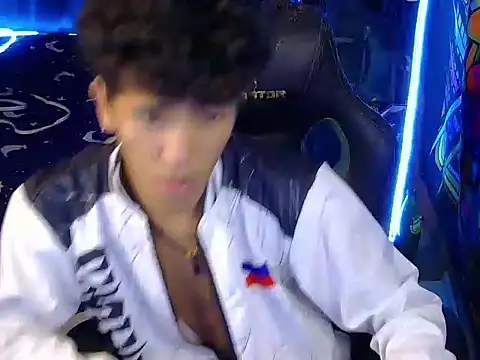 hugekenbigcock webcam