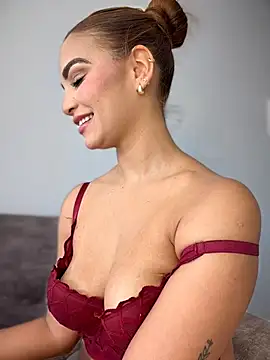 Lia_Brooks