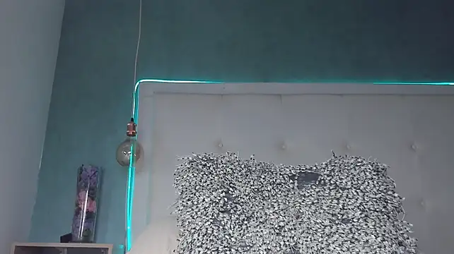 mia_gomez7 webcam