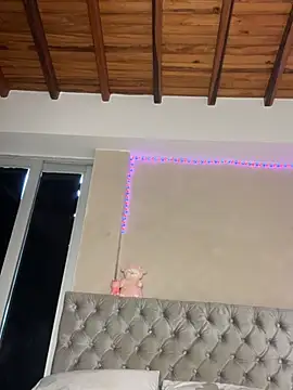 Sarasweet_sex webcam