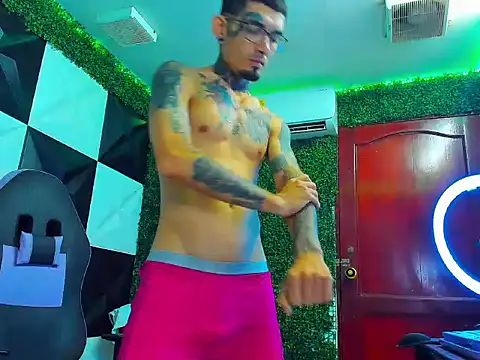 Boy_tatto77 webcam