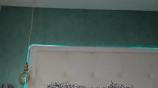 mia_gomez7 webcam