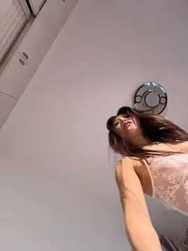 xiaoyizi20261 Live Webcam on Stripchat