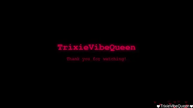 TrixieVibeQueen webcam