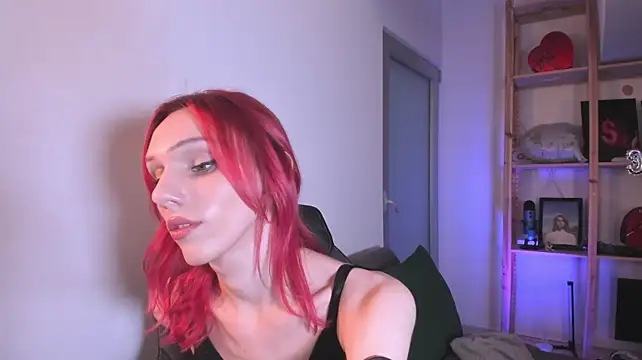 Kirana_Hayes webcam