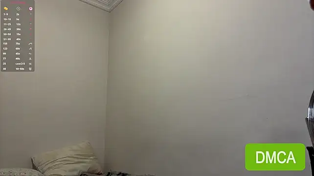 JuliaPierce live sex cam