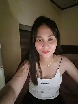 Jun-Mzzz webcam