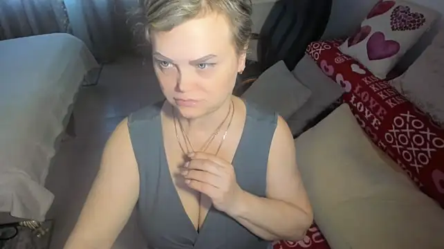 MildMature webcam
