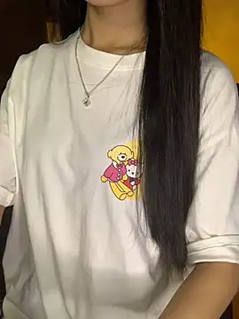 Nhinhi18 webcam