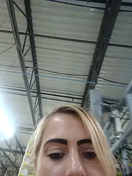 Shirley0810 webcam