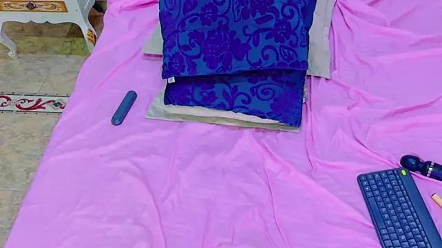 CamilaJohnston webcam