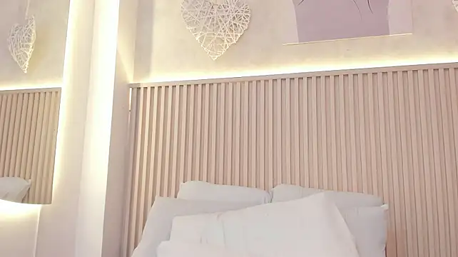 daiana_curly webcam