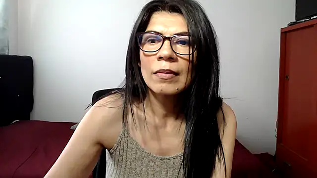 abrilsex23 live cam on StripChat