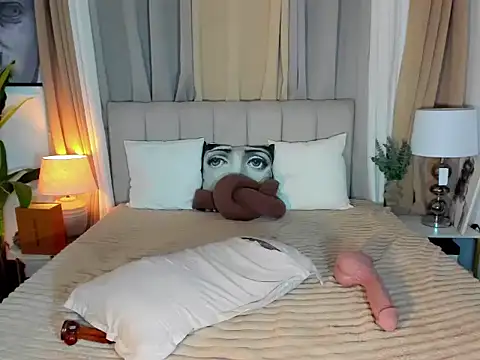 SiennaBlair webcam