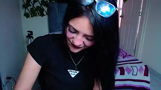 Violettasquirt live cam on StripChat