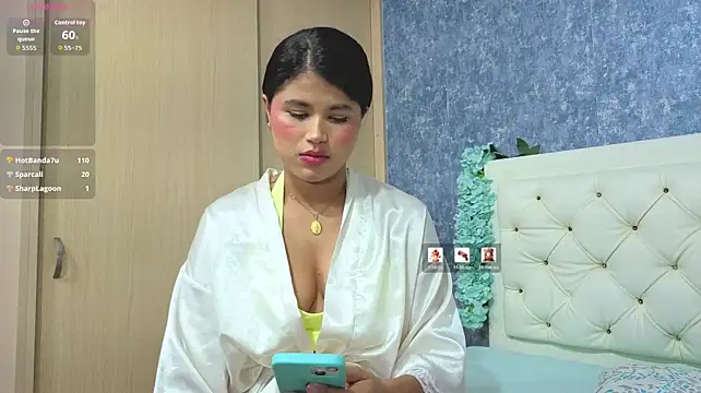 yulissa_girls live cam on StripChat